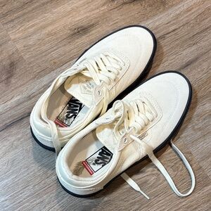 Vans Men's Off-White Canvas Sneakers